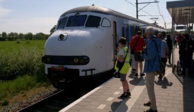 Historische Apekop-trein terug in gewone dienstregeling: 'Hij kan het nog'
