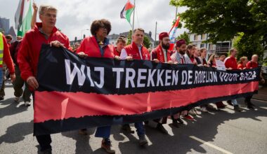Ruim 100.000 mensen die een rode lijn trokken voor Gaza bedankt!