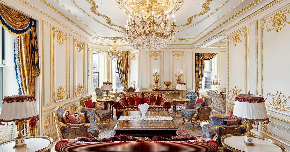 Russian Billionaires Sell Plaza Apartment Combo at a Loss