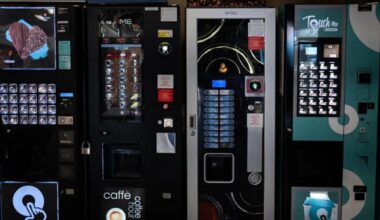 The coffee vending machine market is dominated by major beverage and coffee companies, including foreign firms.