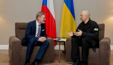 Kyiv to receive 400,000 more shells from Czech initiative, Ukraine PM says