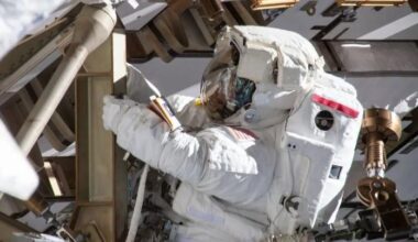 2 astronauts plan 6 1/20-hour spacewalk for International Space Station upgrades