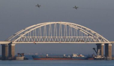 russia blocks sea of Azov