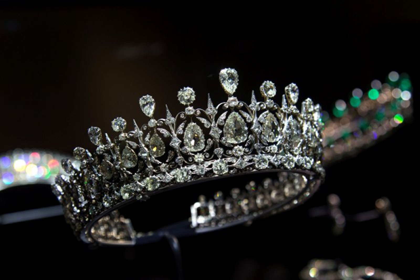 The Fife Tiara displayed at Kensington Palace, 2018 (Historic Royal Palaces)