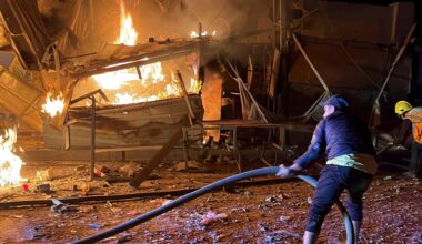 Israeli attacks kill at least 31 as Gaza blockade accelerates starvation | Israel-Palestine conflict News