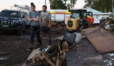 Australia begins cleanup after floods kill 5, strand thousands | Floods News