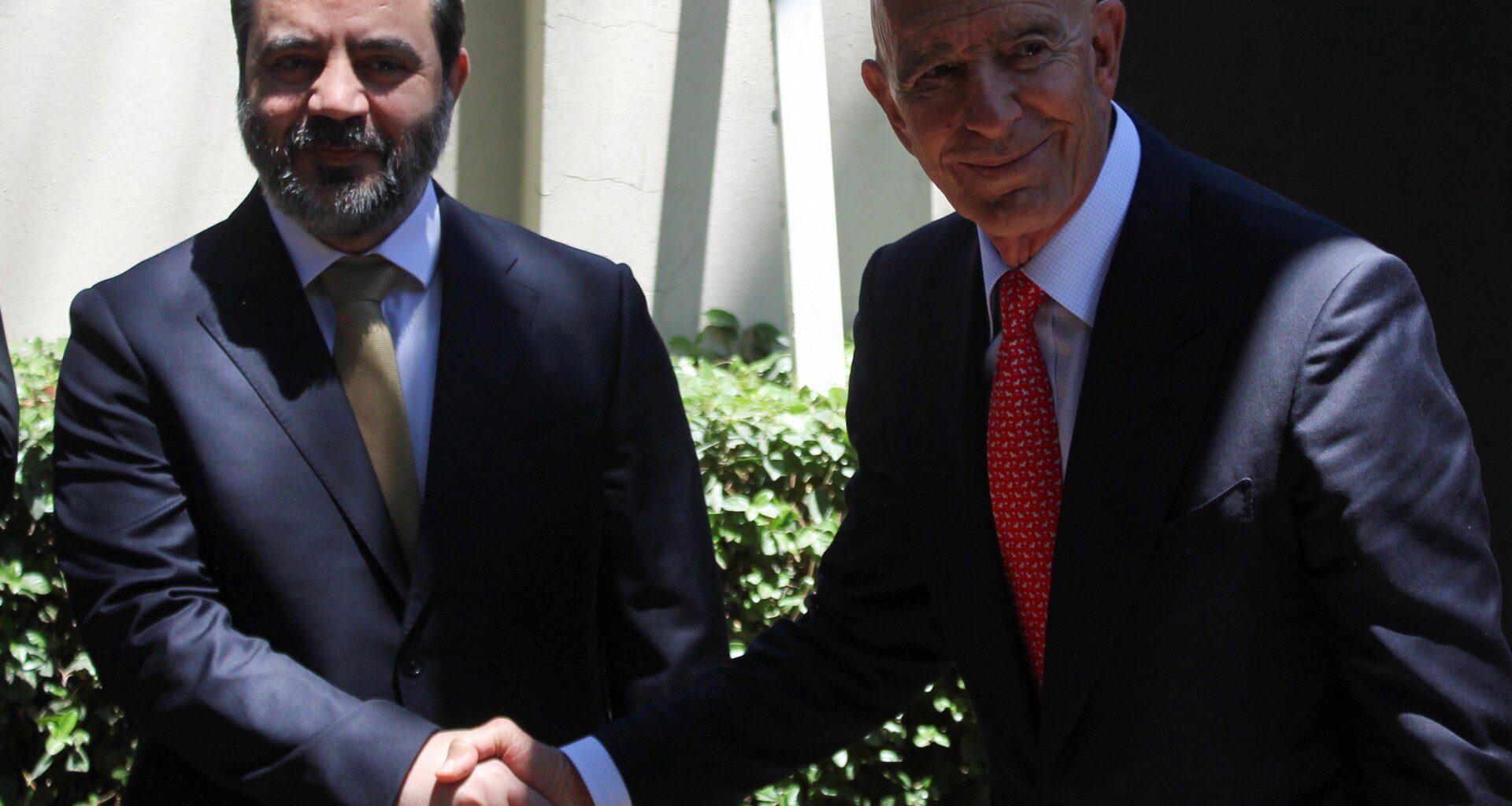 US envoy visits Damascus, says Syria-Israel conflict ‘solvable’ | Politics News