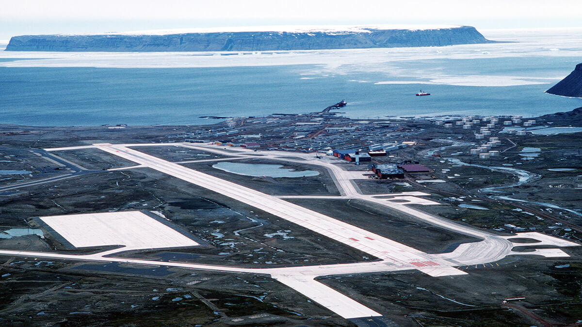 La base espacial de Pituffik es conocida por el Pentágono como la cima del mundo”, al estar a unos 1.126 kilómetros más al norte del Círculo Polar Ártico y a 1.522 kilómetros al sur del Polo Norte - PHOTO/Wikipedia dominio público 