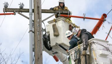 Liberal Oregon and Washington vowed to pioneer green energy. Almost every other state Is beating them.