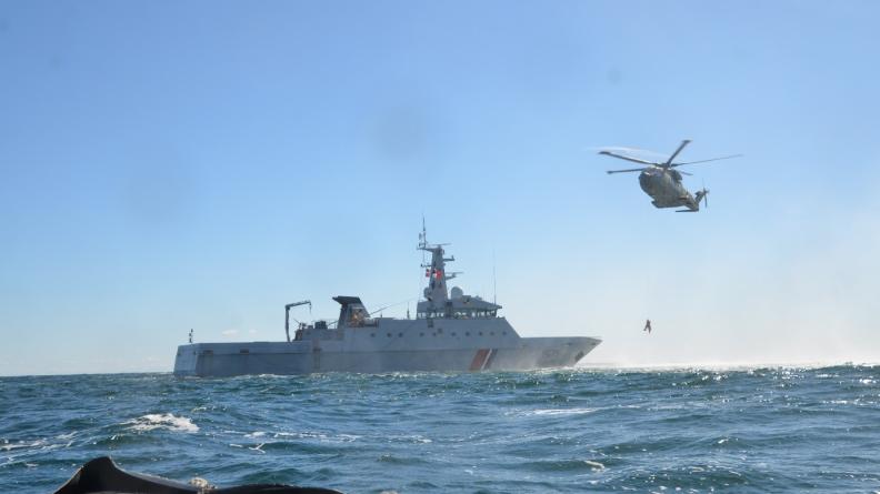 Le patrouilleur Pluvier participe à l’exercice OTAN de sauvetage Dynamic Mercy
