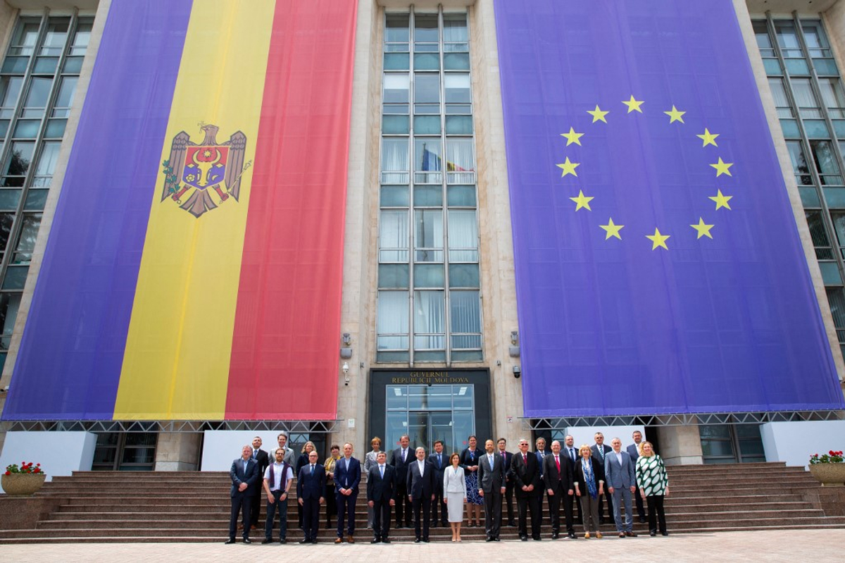 EU Looks to Save Moldova’s Accession Bid by Leaving Ukraine Behind