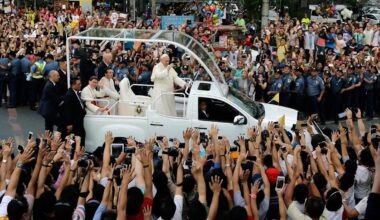 Pope Francis's popemobile set to be Gaza health clinic