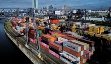 Germany's economy grew by 0.4% in the 1st quarter. That's double the initial estimate