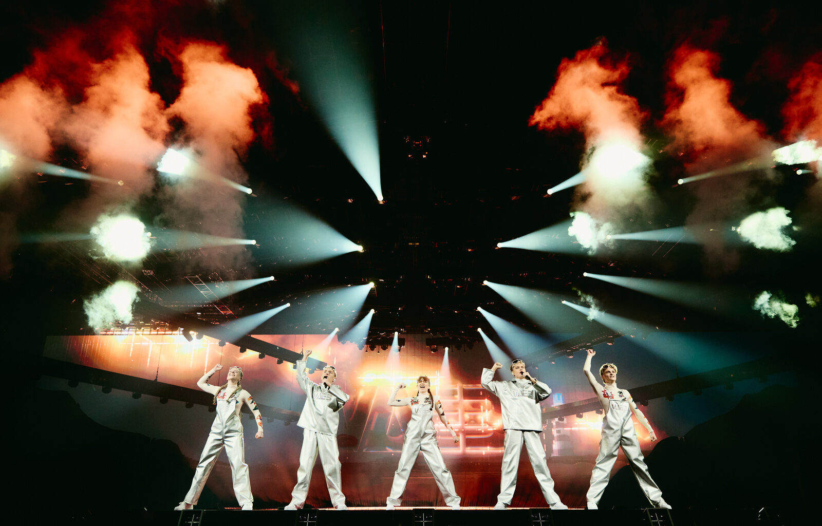 VÆB rehearsing RÓA for Iceland at St. Jakobshalle