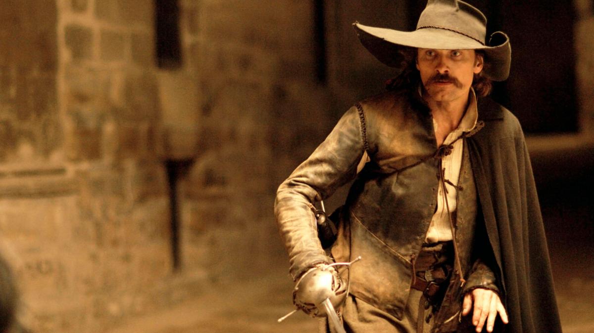 Captain Alatriste fights another day in 17th-century Spain