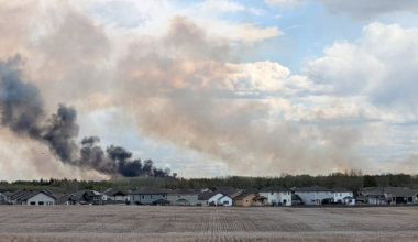 Out-of-control wildfire close to city limits of Grande Prairie, Alta. - CTV News