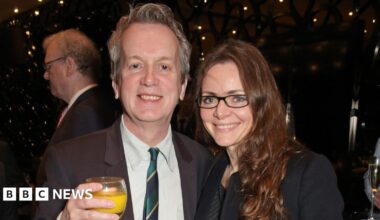 Frank Skinner finally gets married after four proposal rejections