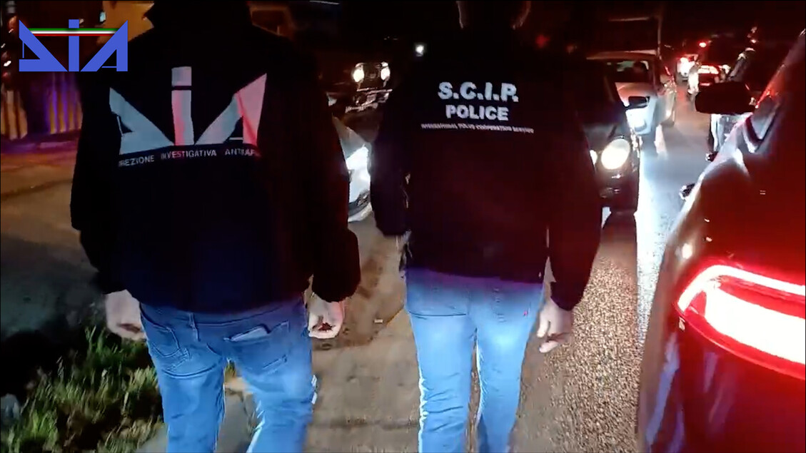 Droga e abuso d'ufficio, 52 arresti tra Italia e Albania - Notizie