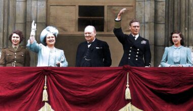 80 years ago today, Churchill and the Royal Family gathered on the balcony of Buckingham Palace to celebrate V-E Day