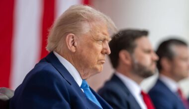 Les droits de douane de Trump suspendus par la justice… l’Europe et la Chine retiennent leur souffle