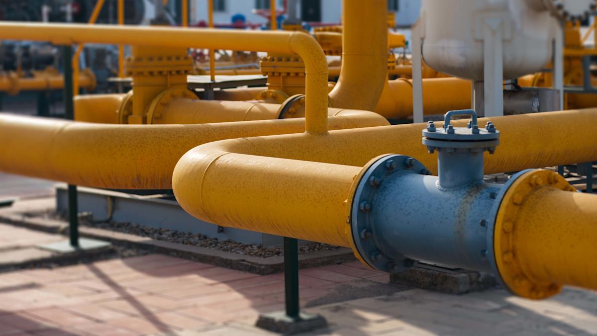 Oil prices dip as OPEC+ agrees to increase supply in June