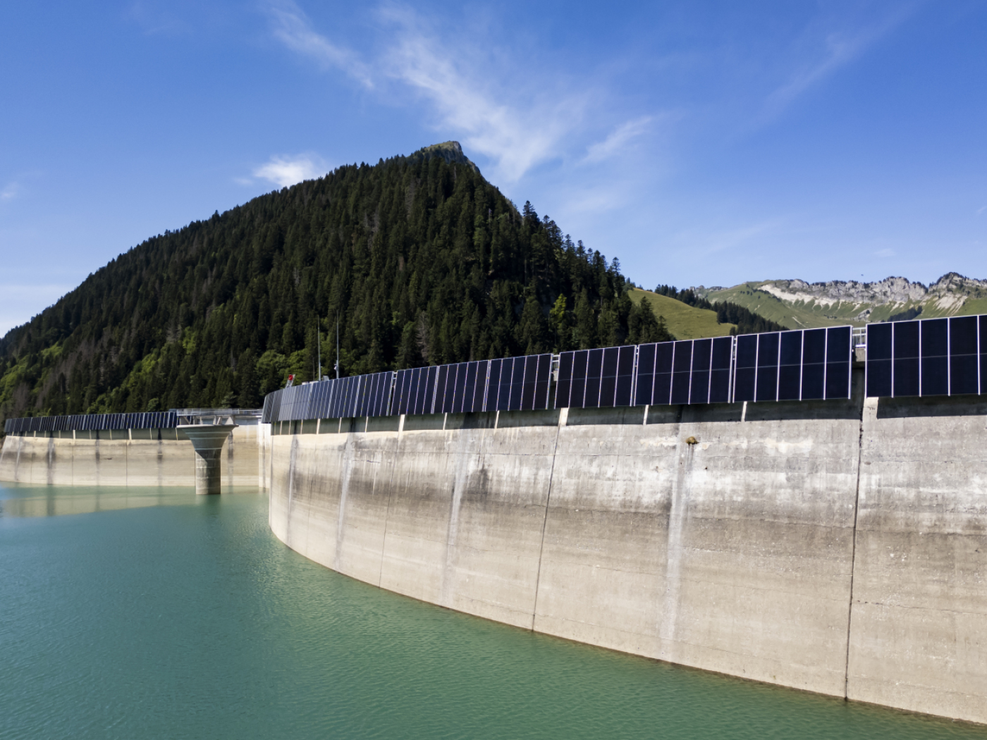Switzerland once again generates more electricity from hydropower than in the previous year