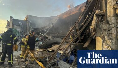 Trump threatens to abandon Ukraine peace efforts unless deal reached ‘very shortly’ | Ukraine
