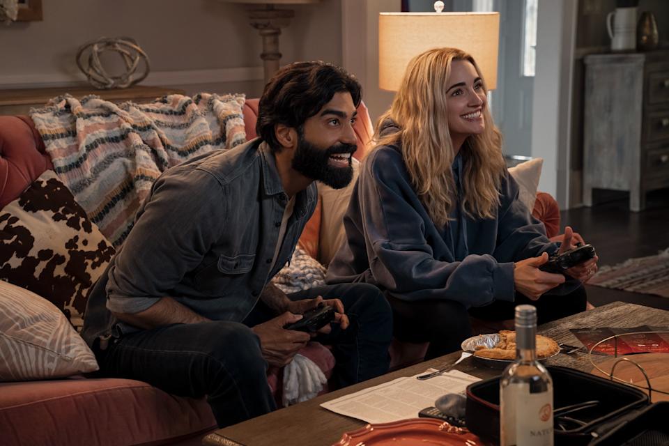 <h1 class="title">ginny and georgia</h1><cite class="credit">AMANDA MATLOVICH/NETFLIX</cite>