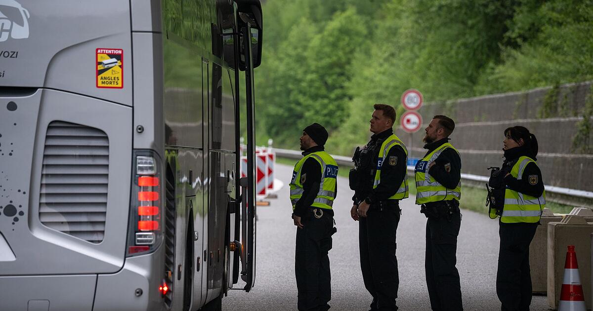 Kontrollen: Erste Asylsuchende zurückgewiesen