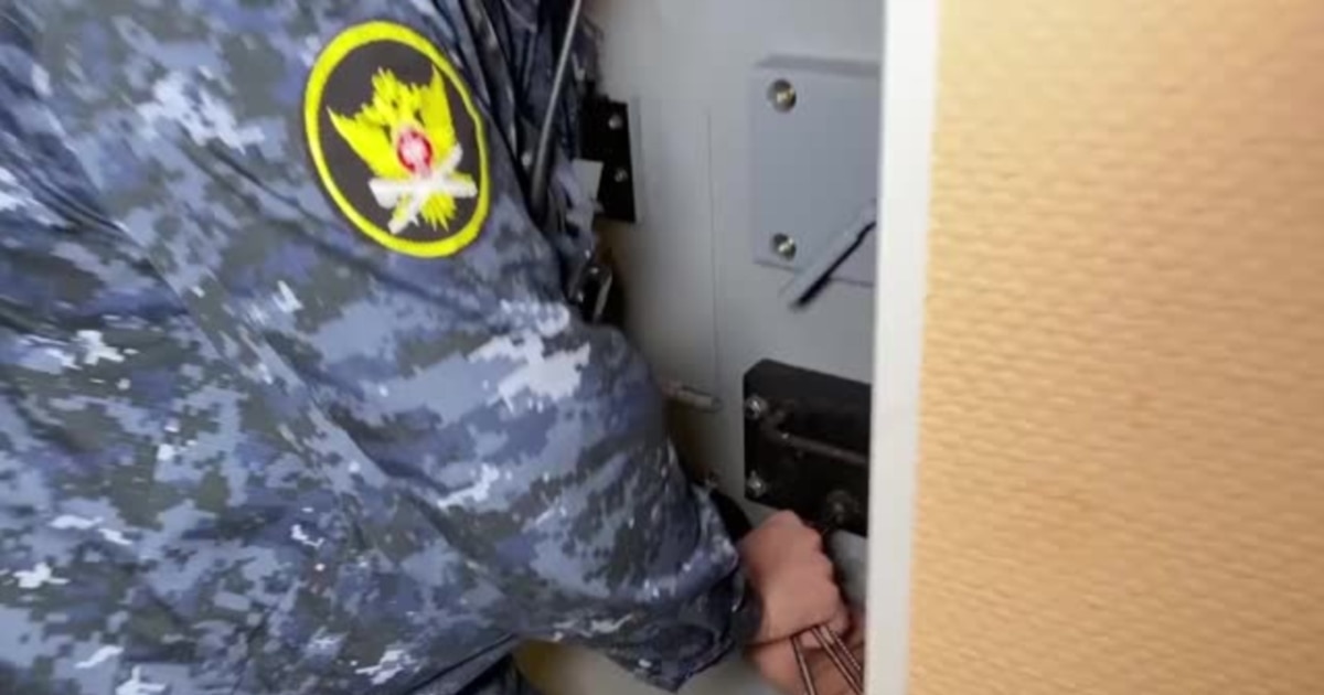 Russian Forces Detaining, Torturing Ukrainian Civilians In Moscow-Controlled Territories, Says Report