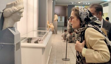 Italian ambassador visits National Museum of Iran