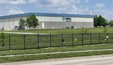 Animal health company announces $895M expansion in De Soto