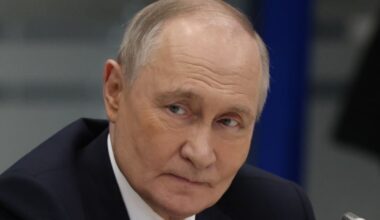 Russia threatens to 'destroy' Ukraine as Kremlin defies Donald Trump | World | News