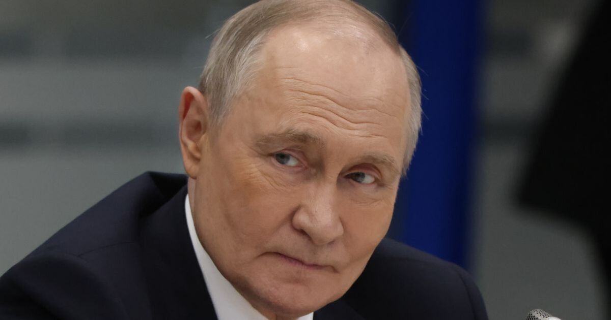 Russia threatens to 'destroy' Ukraine as Kremlin defies Donald Trump | World | News