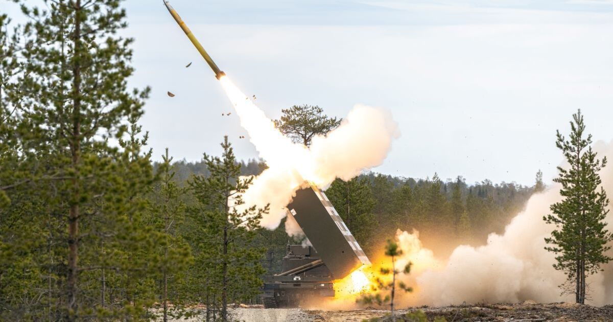 British troops fire missiles on NATO eastern border in show of force to Vladimir Putin | UK | News