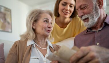 Brits told 'help mum' and 'don't ignore that letter' as pensioners could claim up to £8k | Personal Finance | Finance