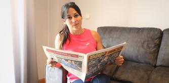 Andrea Azkune atiende a Mundo Deportivo en su casa de Hondarribia