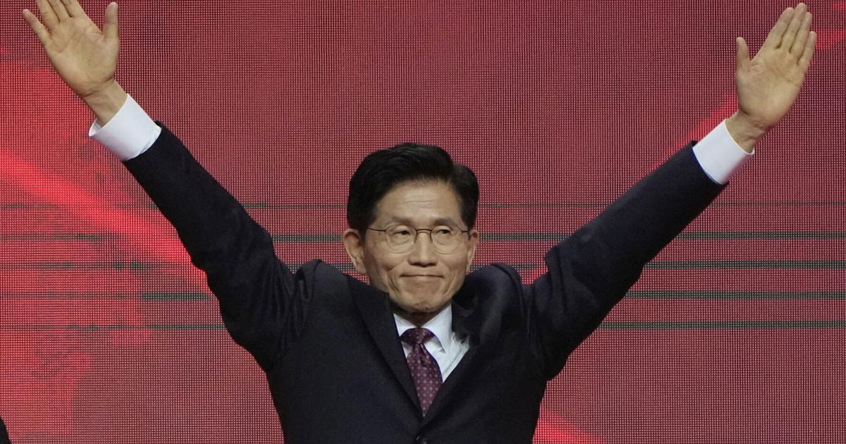 South Korea’s main conservative party nominates Kim Moon Soo as its presidential candidate | Nation/World