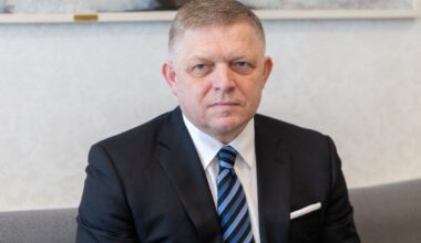 Slovak PM slams EU plan to halt Russian energy imports as 'economic suicide' - World