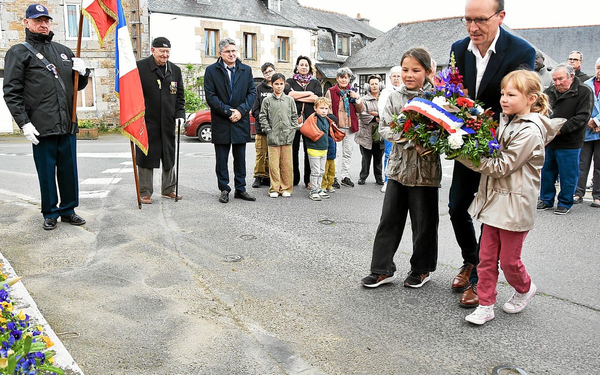 « La paix est en danger » en Europe : Lannion commémore le 8-Mai [en images]