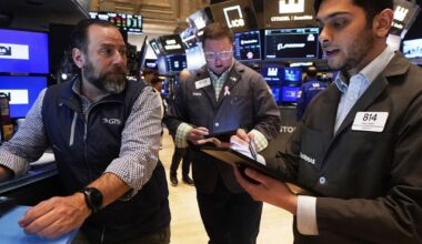 Wall Street and other markets hold steady ahead of a highly anticipated US-China meeting on trade | National