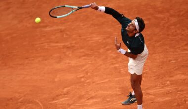 Roland Garros, la diretta del secondo turno oggi: Paolini-Tomljanovic 6-3, 6-3 Jasmine avanti anche imperfetta; Musetti-Galan 6-4, 6-0, 6-4