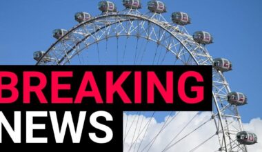 London Eye breaks down leaving people stranded on hottest day of the year