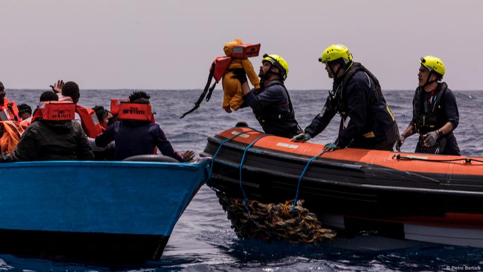 Rescuers suffer from lack of political support – DW – 05/06/2025