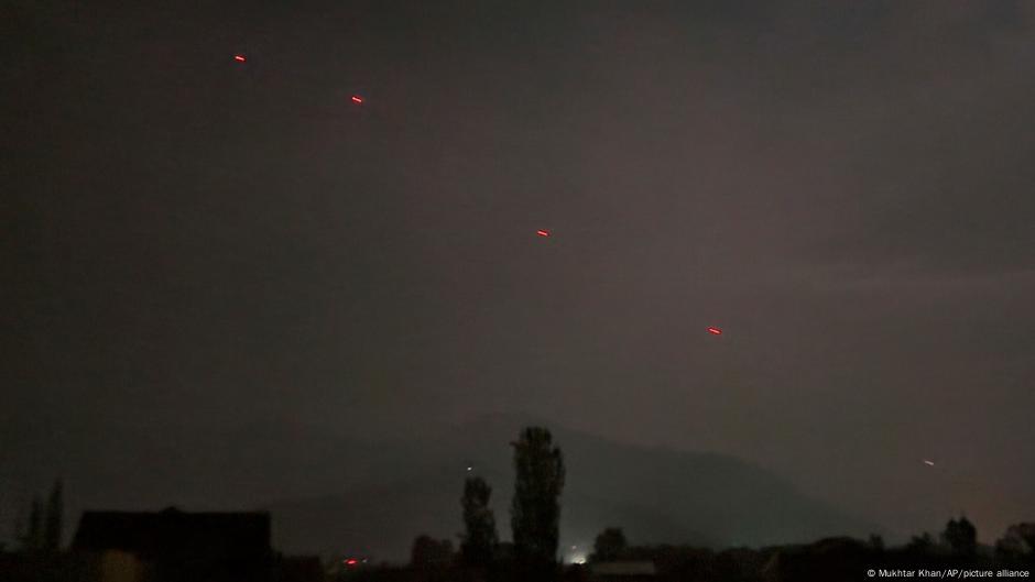 India, Pakistan accuse each other of violating ceasefire – DW – 05/10/2025