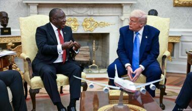 Trump's treatment of Ramaphosa disappoints South Africans – DW – 05/22/2025