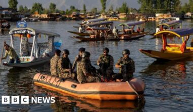 India to stop water flowing across international borders, Modi says