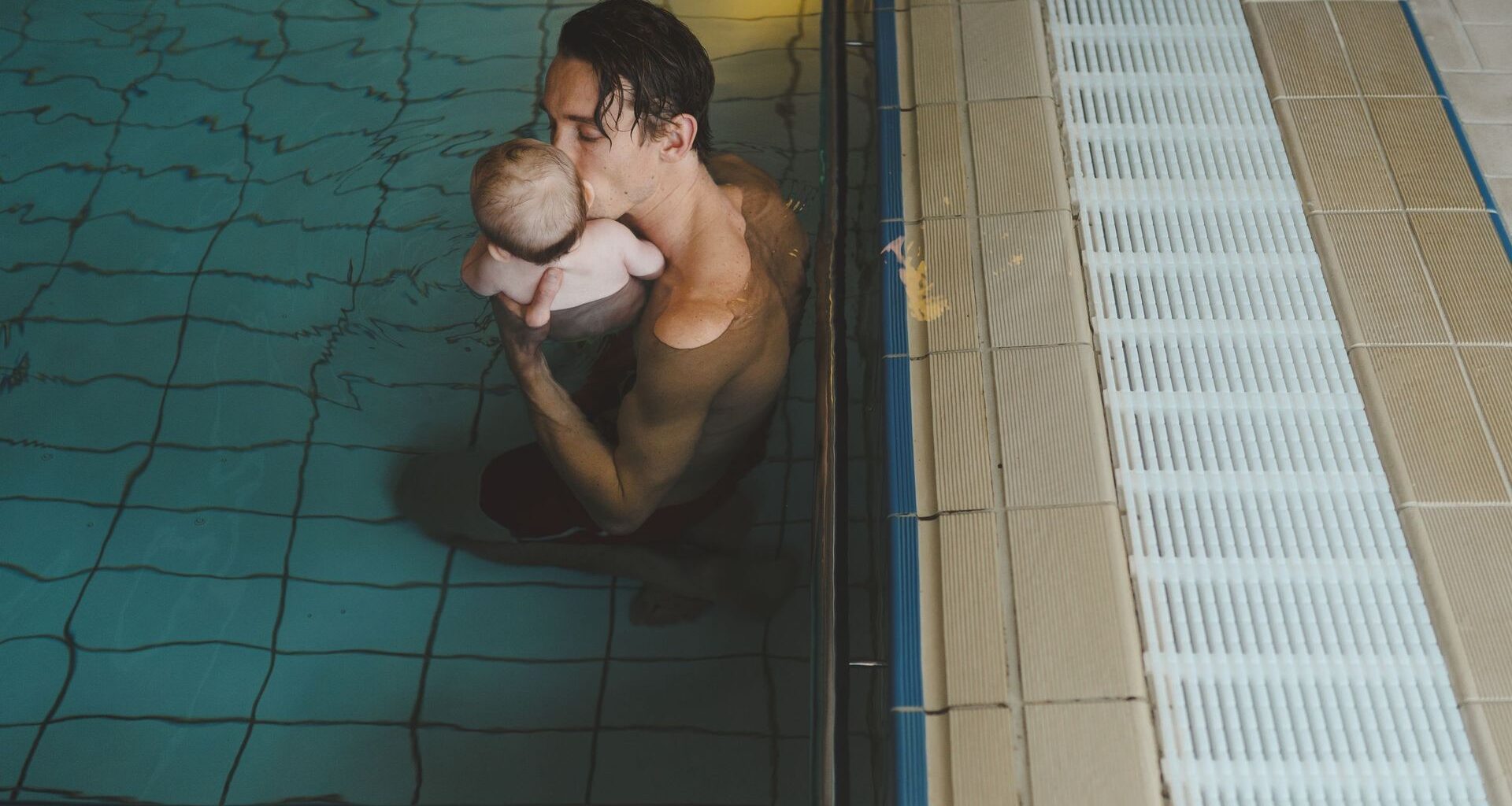 #Investigation : en Suède, on s’inquiète de la qualité de l’air des piscines bien plus qu’en Belgique