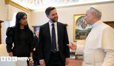 Pope Leo XIV holds Vatican talks with JD Vance
