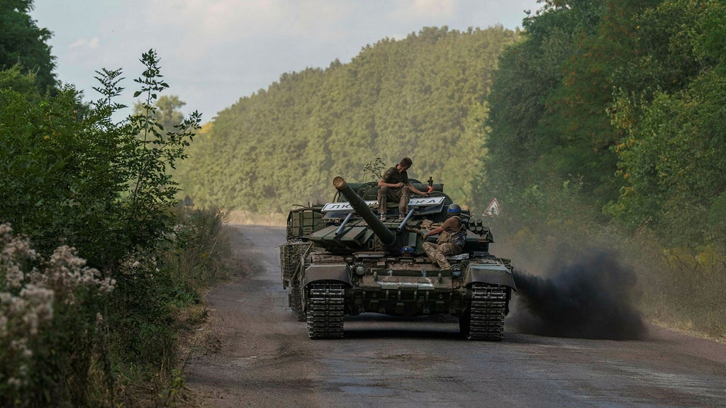 Ryska räder hindrar Ukraina att rusta upp i norr
